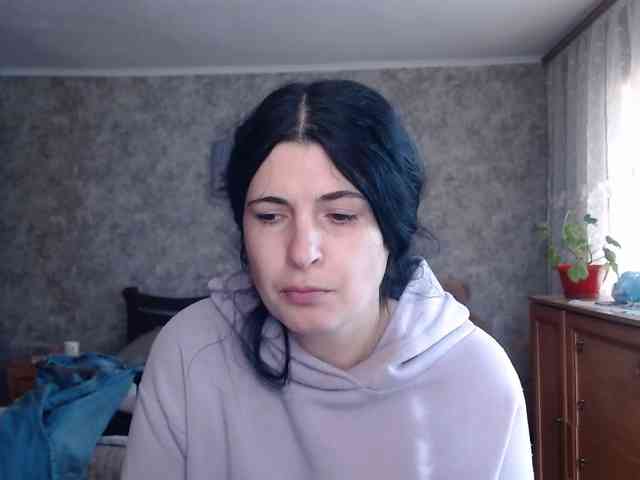 KristiWhite webcam