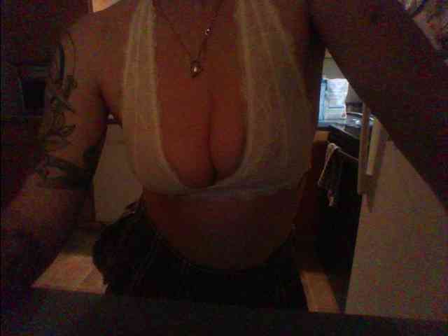 MissyRae webcam