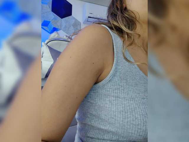 LarisaMaia's BongaCams show and profile