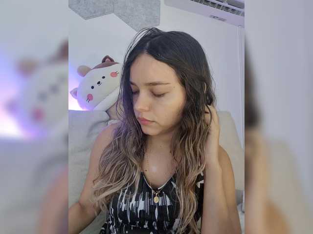 LarisaMaia's BongaCams show and profile