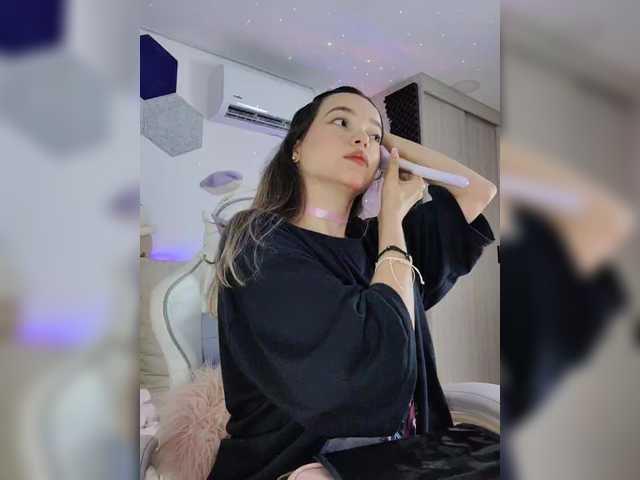 LarisaMaia's BongaCams show and profile