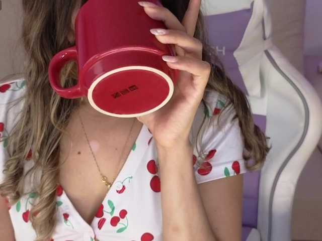 LarisaMaia's BongaCams show and profile