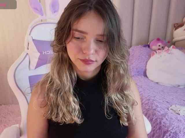 LarisaMaia webcam
