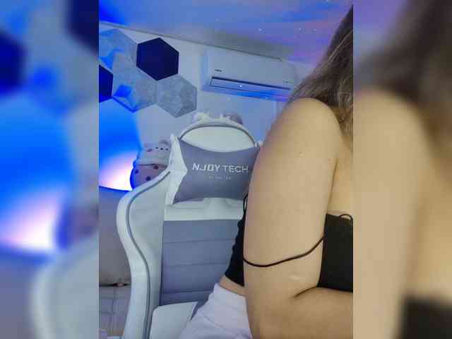 LarisaMaia LarisaMaia