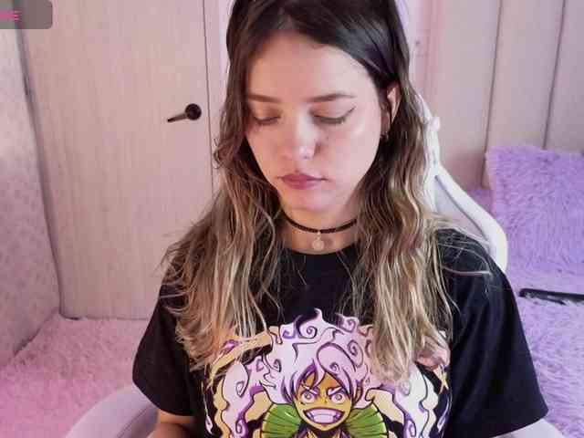 LarisaMaia webcam