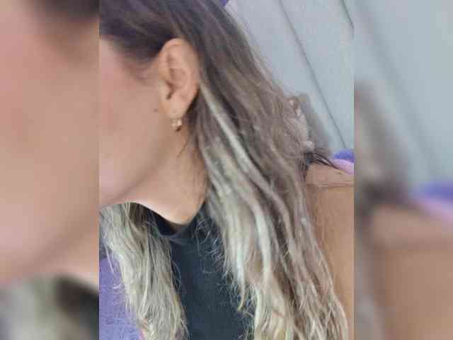 LarisaMaia webcam