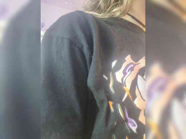 LarisaMaia webcam