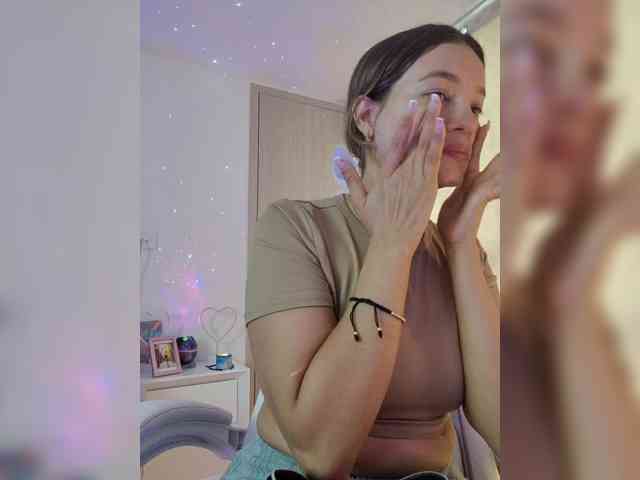 LarisaMaia webcam