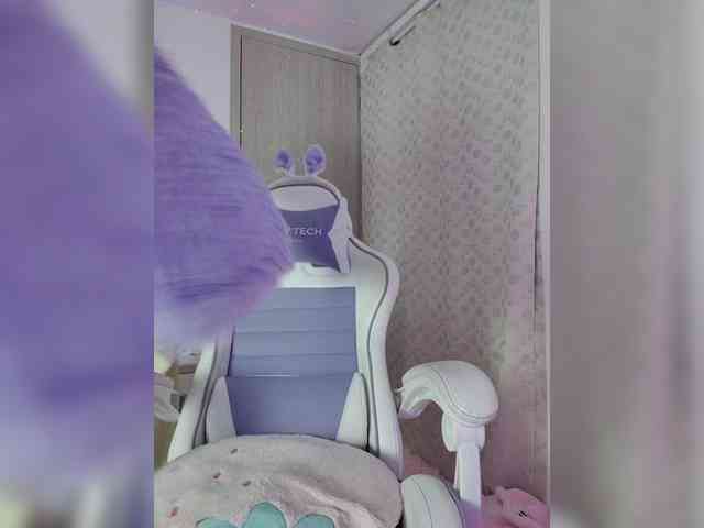 LarisaMaia webcam