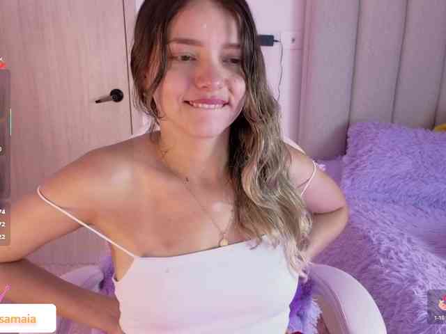 LarisaMaia webcam
