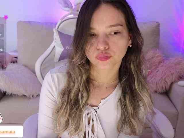 LarisaMaia LarisaMaia