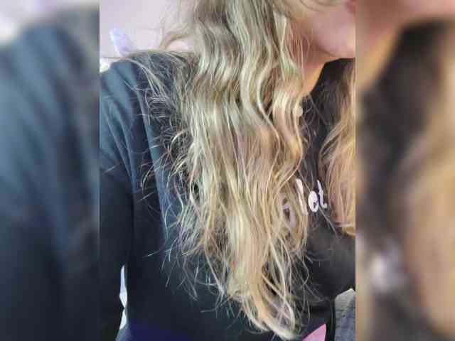 LarisaMaia webcam