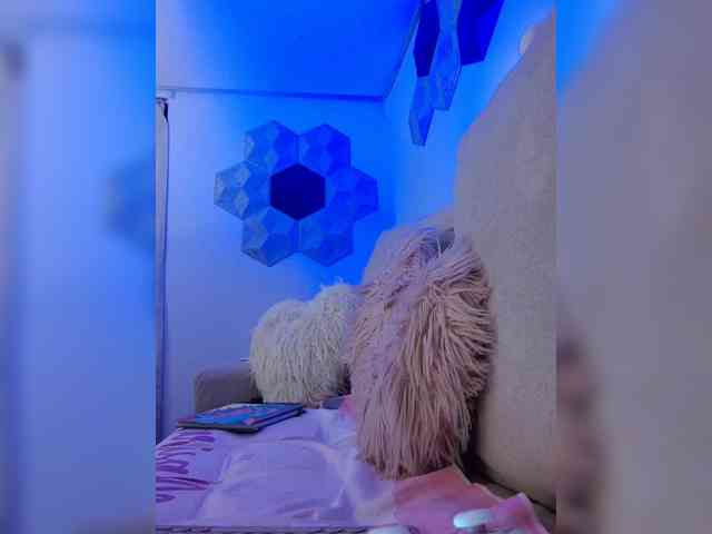 LarisaMaia LarisaMaia