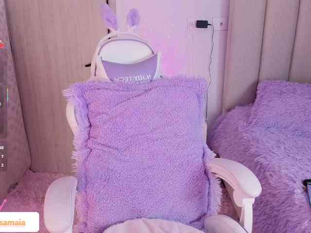 LarisaMaia webcam