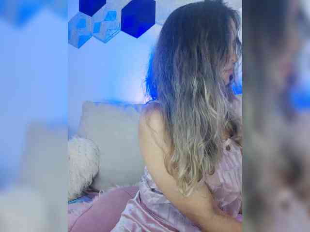 LarisaMaia LarisaMaia