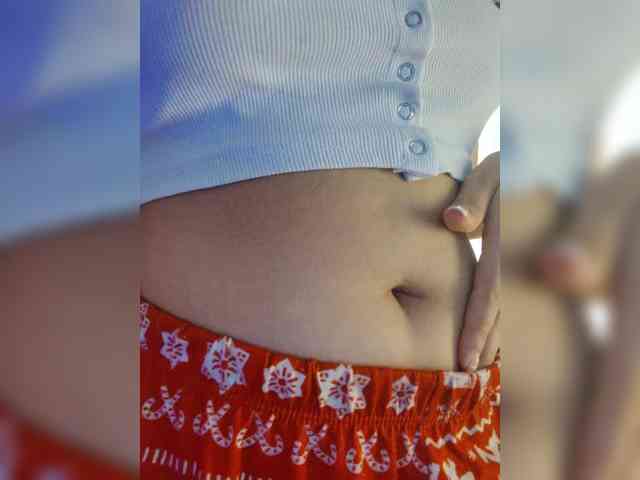 LarisaMaia webcam