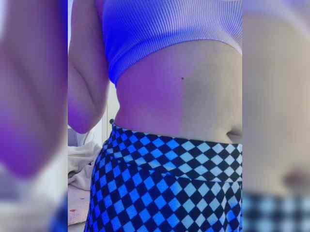 LarisaMaia webcam