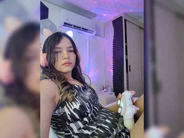 LarisaMaia LarisaMaia