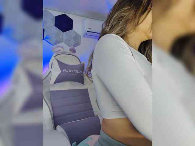 LarisaMaia LarisaMaia