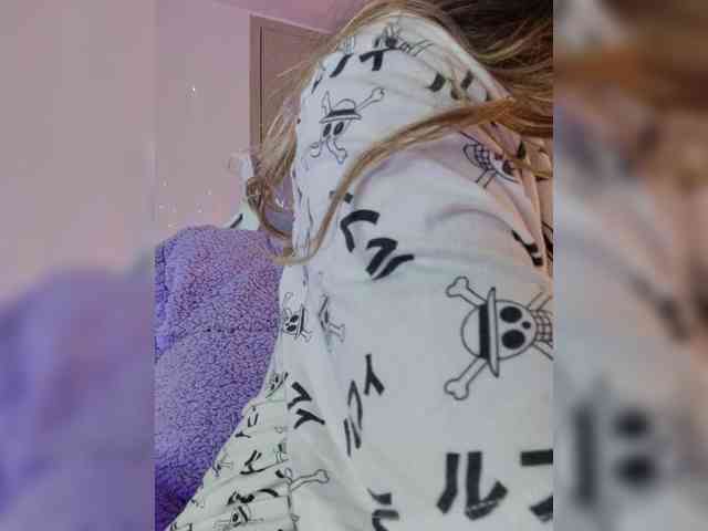 LarisaMaia webcam