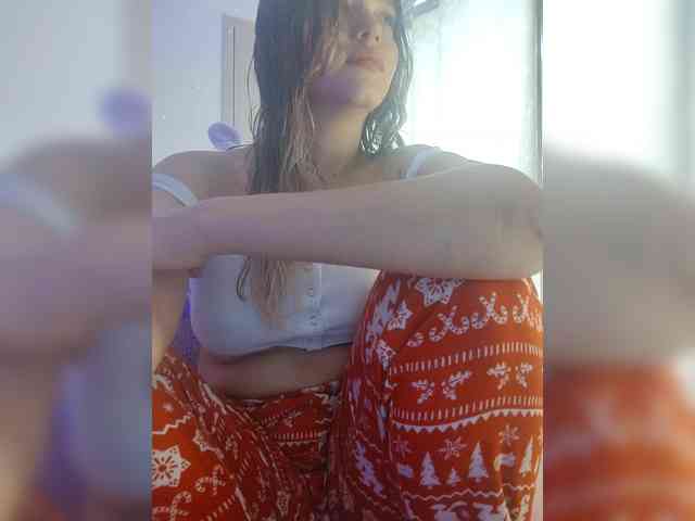 LarisaMaia webcam