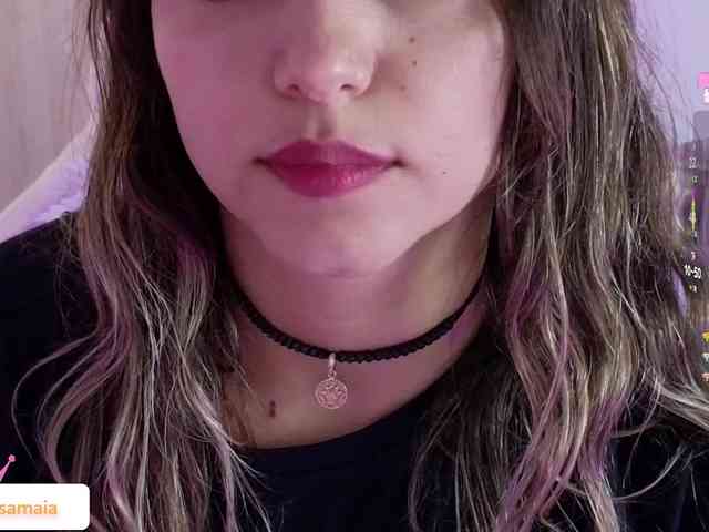 LarisaMaia webcam