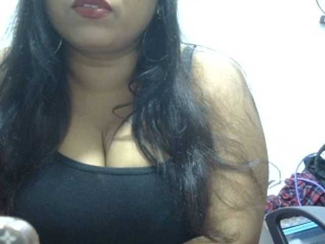 Deepika2397 webcam