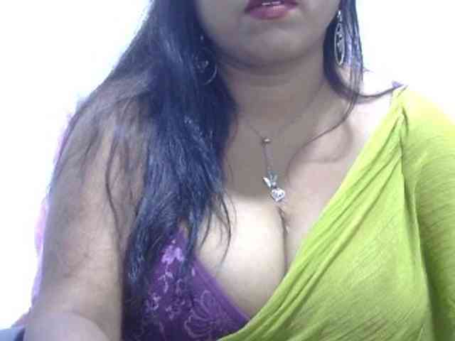 Deepika2397 webcam