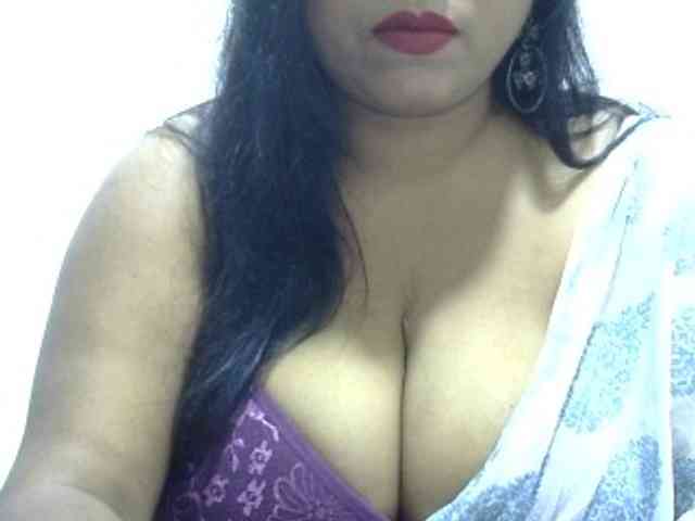 Deepika2397 webcam