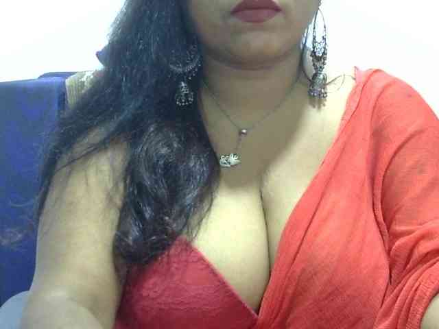 Deepika2397 webcam