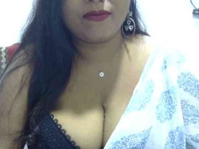 Deepika2397 webcam