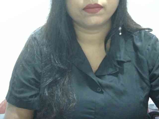 Deepika2397 webcam