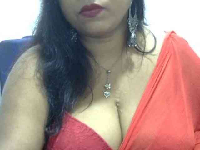 Deepika2397 webcam