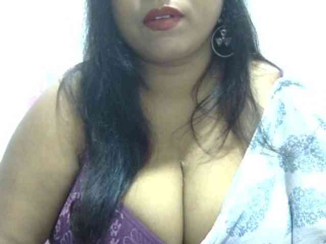 Deepika2397 webcam
