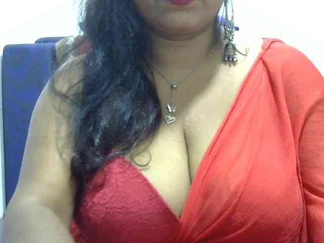 Deepika2397 webcam