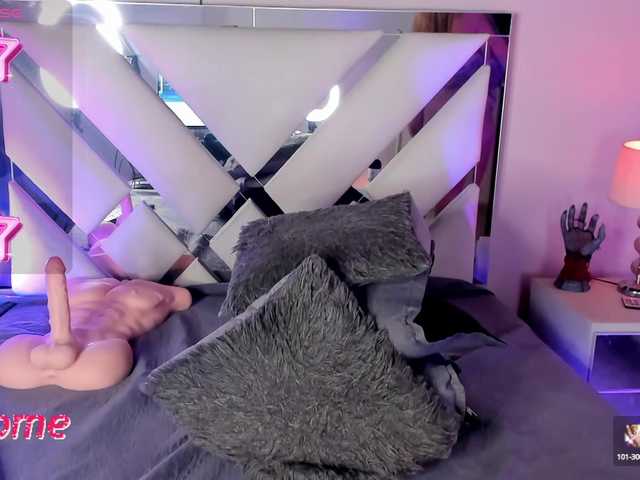 AnahiJones webcam