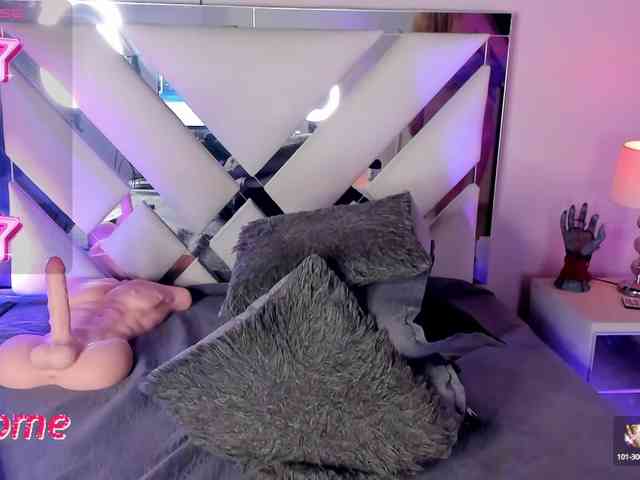 AnahiJones webcam