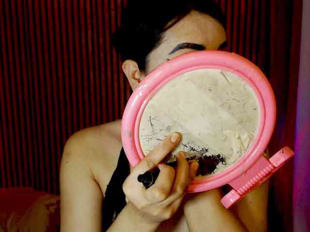 Ohmyvina69 Live Webcam on BongaCams