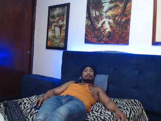 blackfireboy Live Webcam on BongaCams