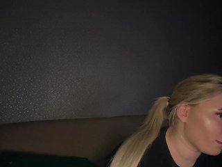 L0uisVuitton Porn Show