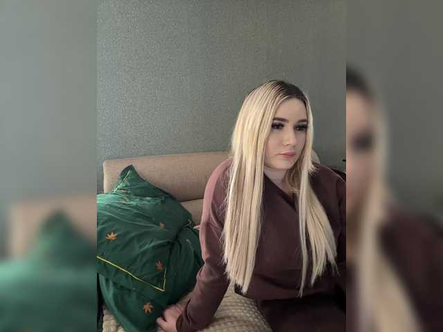 Annet111's BongaCams show and profile