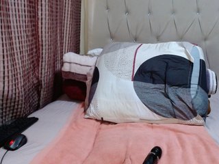 BustyBabeX Porn Show