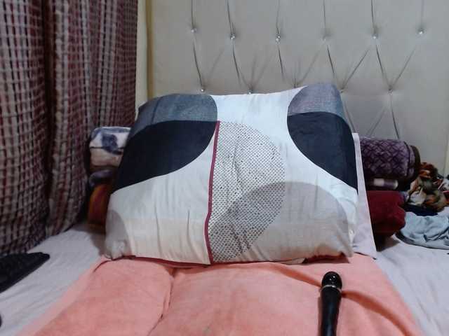 BustyBabeX's BongaCams show and profile