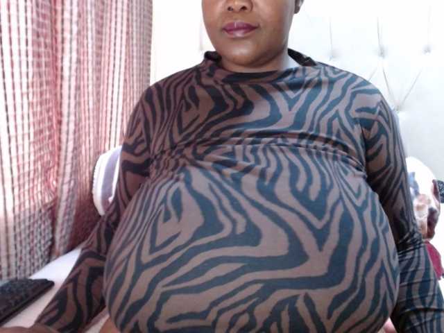 BustyBabeX's BongaCams show and profile