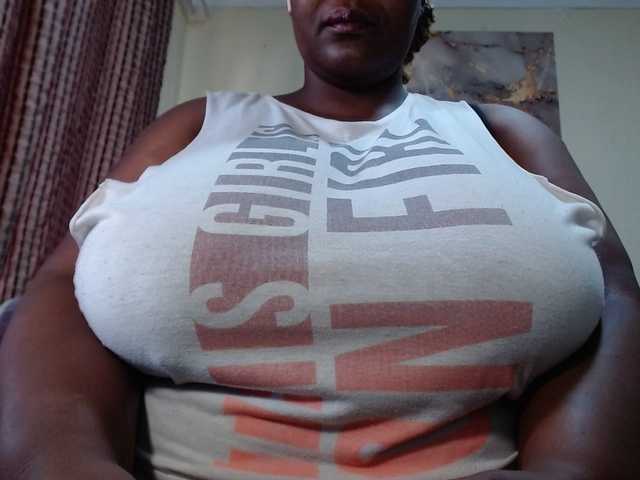 BustyBabeX's BongaCams show and profile