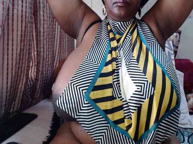 BustyBabeX webcam