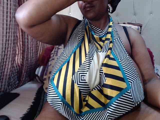 BustyBabeX webcam