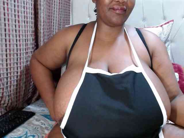 BustyBabeX webcam