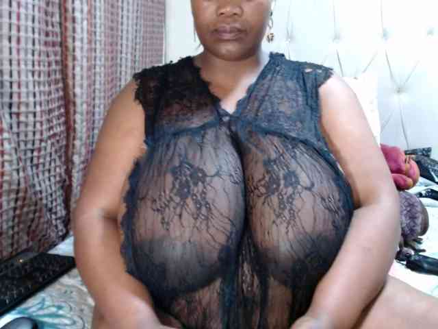 BustyBabeX webcam