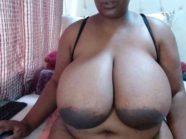 BustyBabeX BustyBabeX